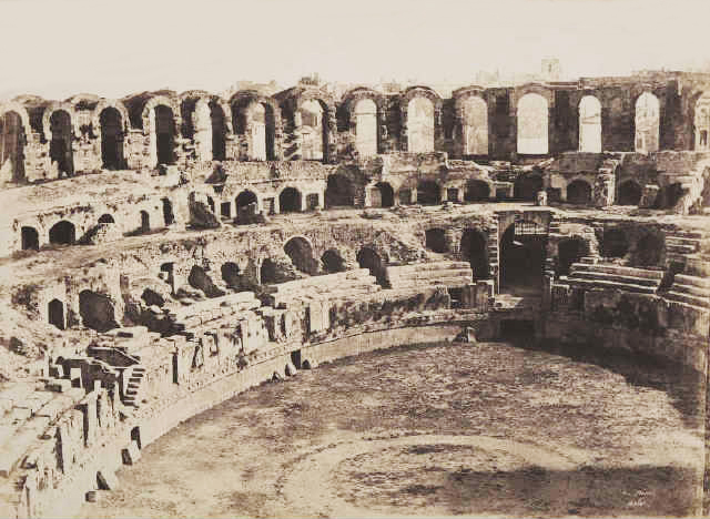 Charles Negre - Arles, vue intérieure des arènes, côté sud