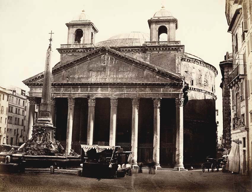 Altobelli and Moulins - Pantheon, Rome, Italy