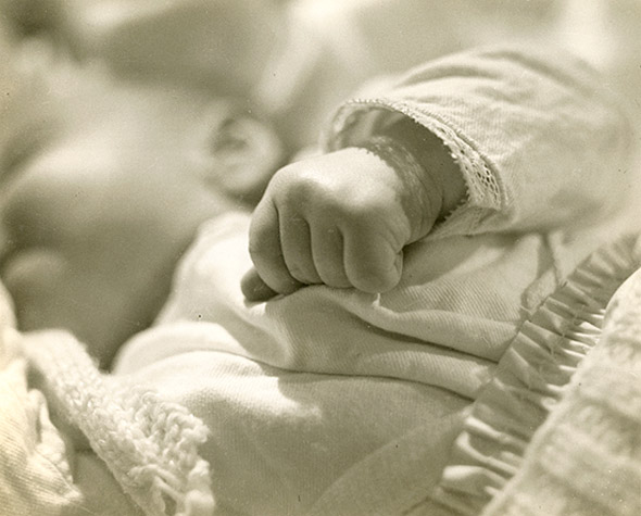 Geza Vandor - Baby Sleeping